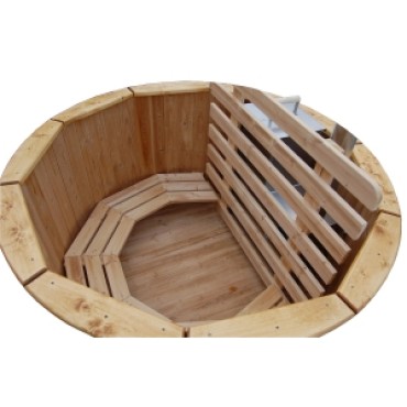 Wooden hot tub with internal heater